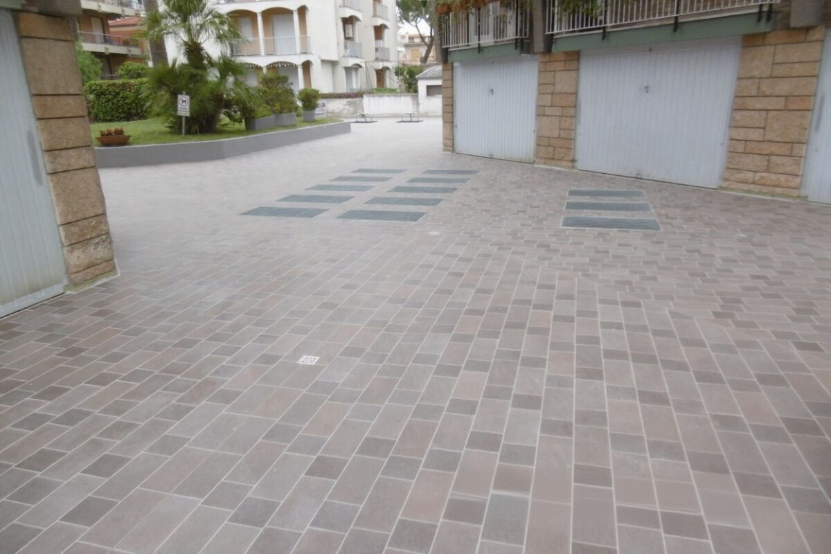 Bordighera Rifacimento impermeabilizzazioni corsia di manovra garage 4